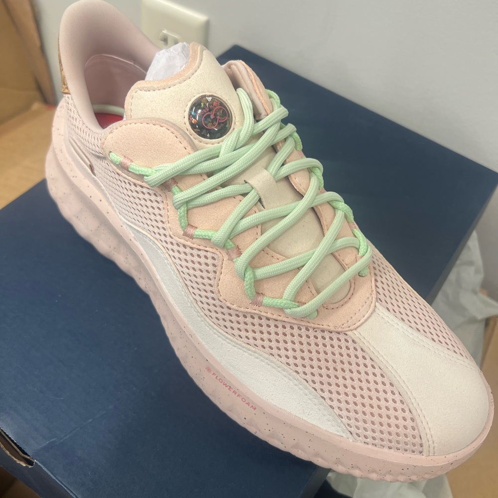 Cole Haan Pink Flower foam Generation Z